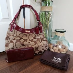 💯 Coach Bag W/Free Wallet & Dust Bag ❤